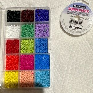 Beadalon Supplemax Bead Organizer with Colorful Beads